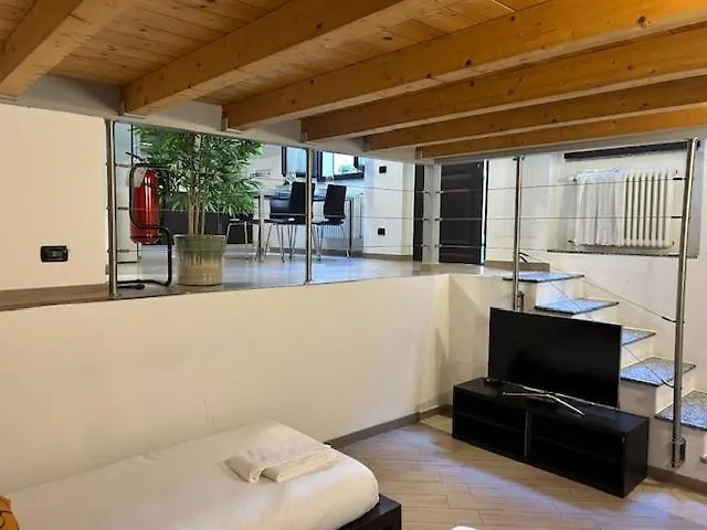 Menaggio Down Town Apartment Italy